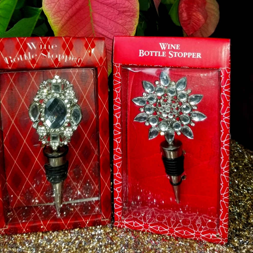 - Decorative Jeweled Wine Bottle Stoppers